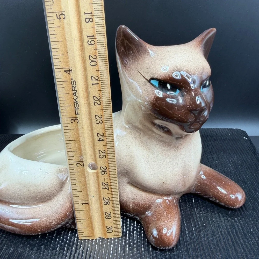 Vintage Siamese Cat Ceramic Planter Blue Eyes Mid Century Modern Figurine 9.5